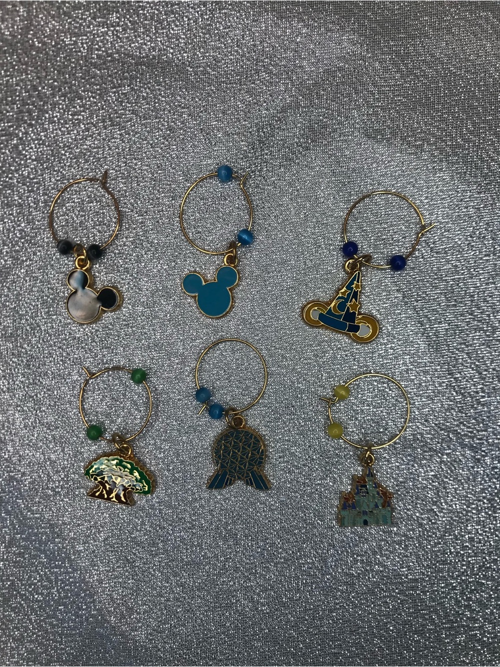 EUC Walt Disney World Four Park Wine / Beverage Charms